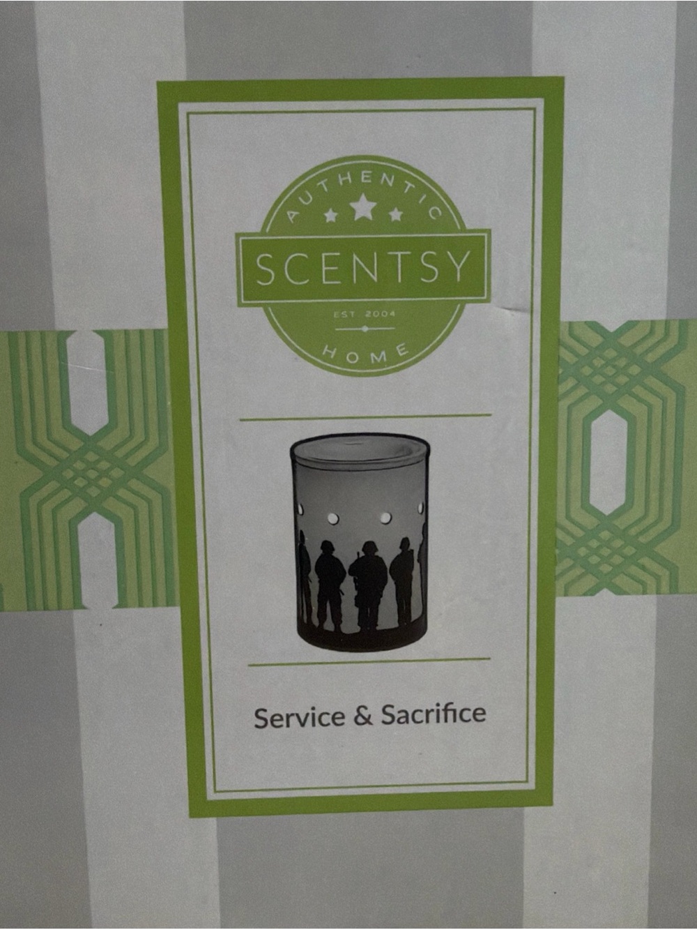 Scentsy Service & Sacrifice Wax Warmer Patriotic Military Soldier Marines Army